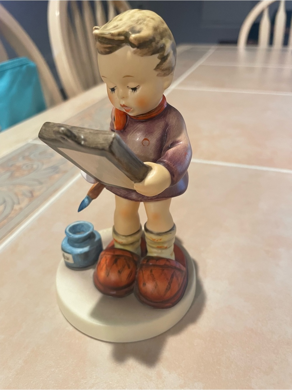 Goebel Hummel Art Critic Figurine